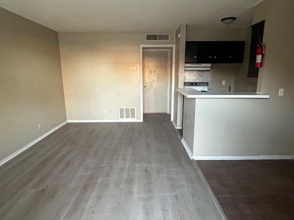 1900 W 9th St APT 110