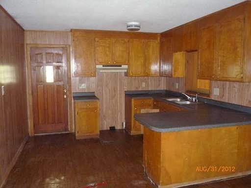 4th image of 188 Sherwood Dr