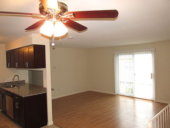 5th image of 7956 164th Ct #325