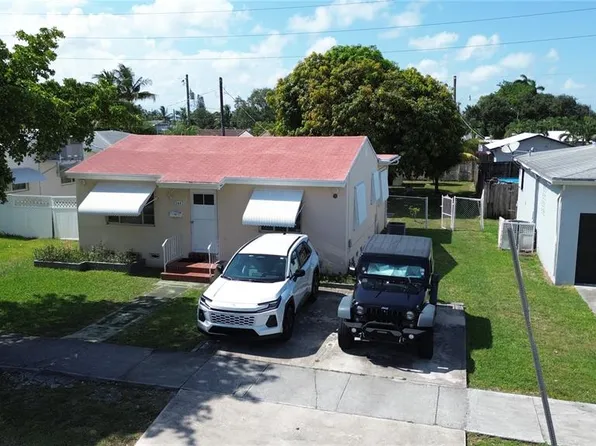 2447 ARTHUR STREET, HOLLYWOOD, FL 33020