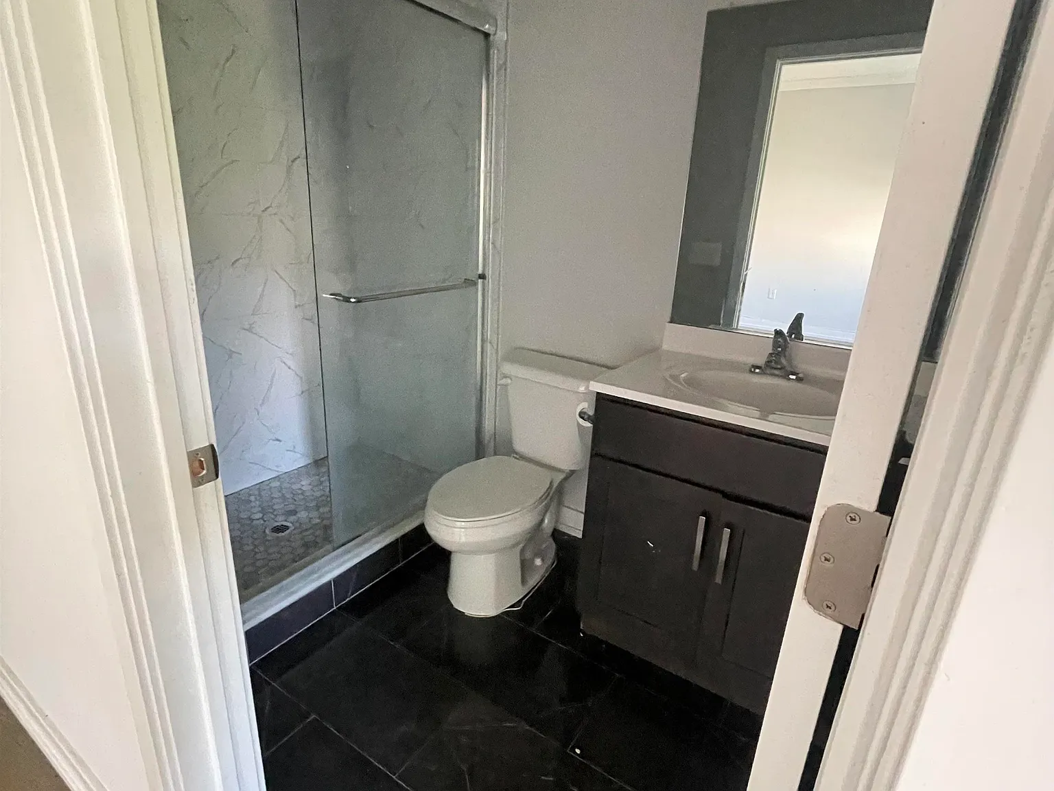 3 bed, 2.0 bath, $2,600 — Photo 4