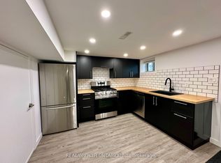 66 Whitburn Cres, Toronto, ON M3M2S4