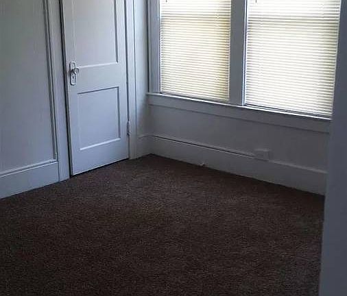 4th image of 12 Jefferson St #11260094