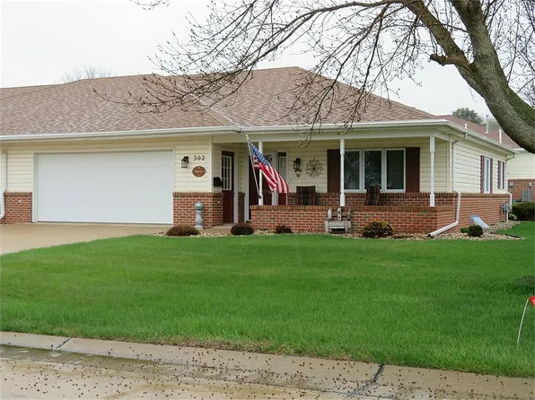 302 Juneau Ave SE, Orange City, IA 51041