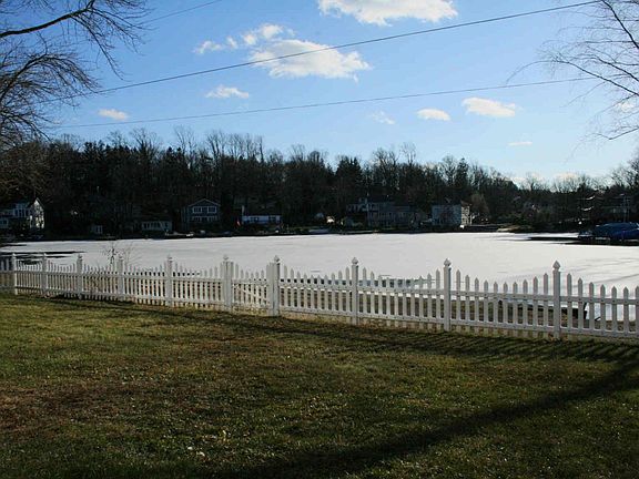 A great view with plenty of space for outdoor, lake side entertaining.