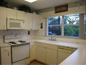 4th image of 6341 NW 38th Dr
