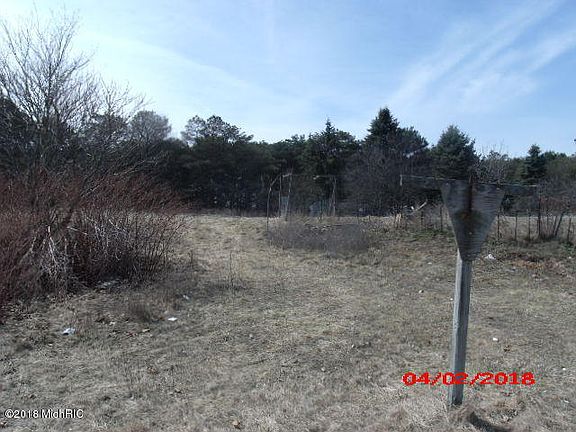 5th image of 13425 S Locust Ave