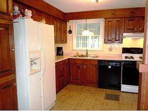 Spacious kitchen