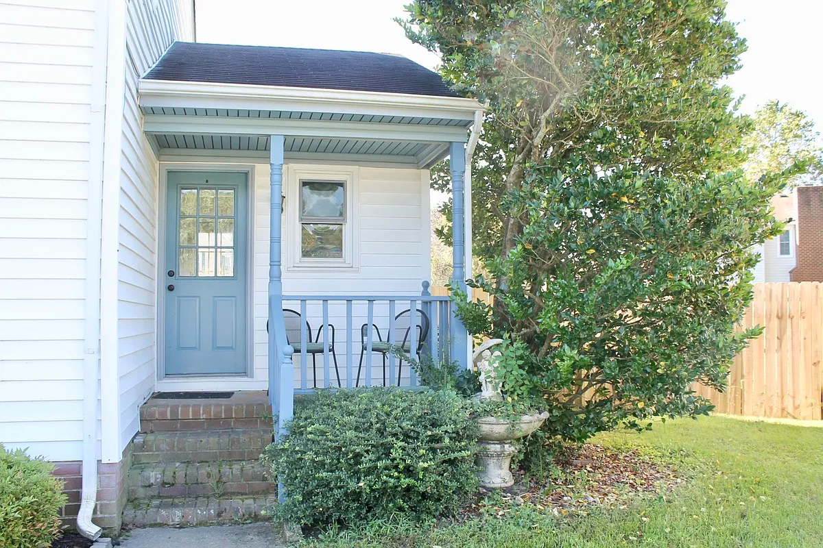 Building Photo - 1149 Balch Pl