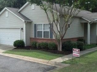 309 Windcroft Cir NW, Acworth, GA 30101