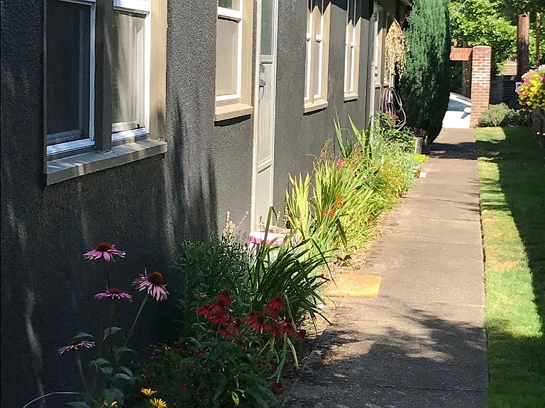 1931 NW 29th Ave — Photo 18