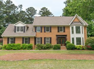 726 Oxford Ct, Lilburn, GA 30047