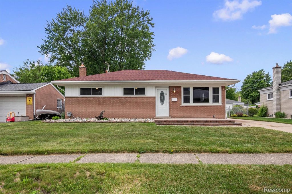 Apartment in Clinton Township - View 3