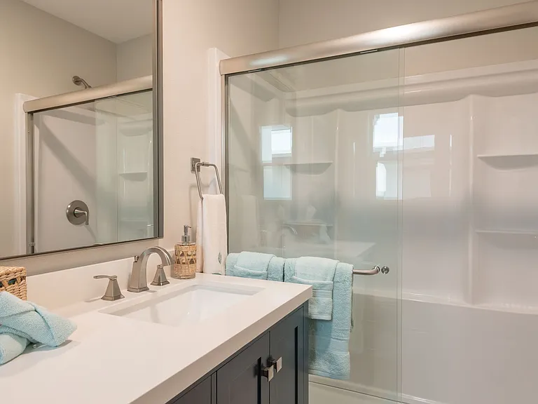 Bathroom, shower, 3rd floor.