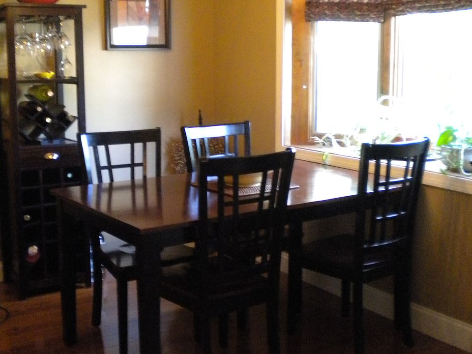 Breakfast nook