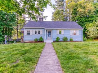 37 Morningside Dr, Walpole, MA 02081