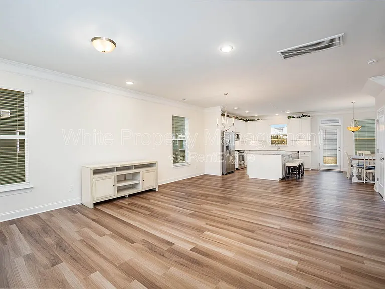 1149 Township Pkwy — Photo 7