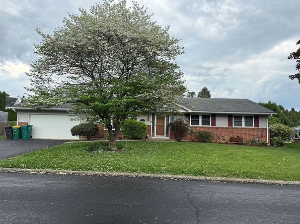 1359 Oak Dr
