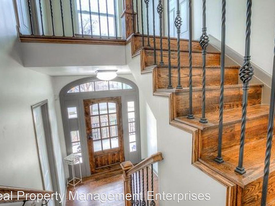 2nd image of 1308 NW 16th St #8596776