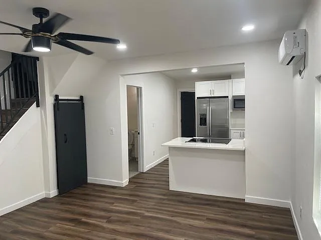 1157 Highland Ct N — Photo 8