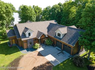 27177 Timber Hills Rd, Battle Lake, MN 56515