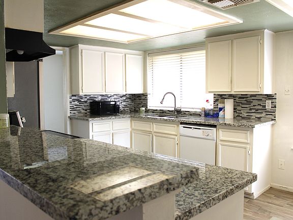 4th image of 14343 Whitecross Dr