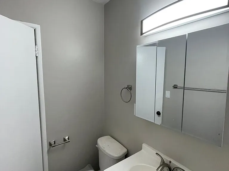 1616 Cherry Lane — Photo 3