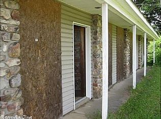 7622 Morris Dr, Little Rock, AR 72209