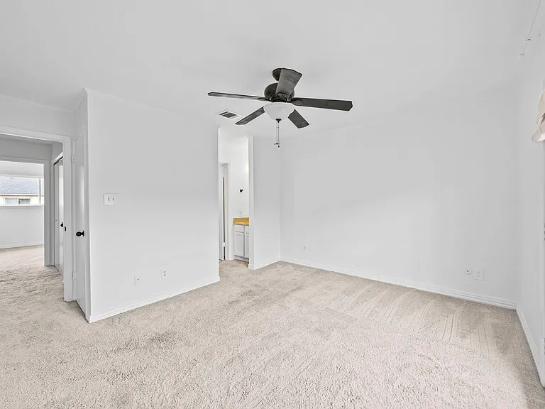 6111 Beverly Hill St #39 — Photo 19