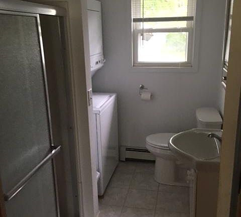 5th image of 103 W Jefferson St #W