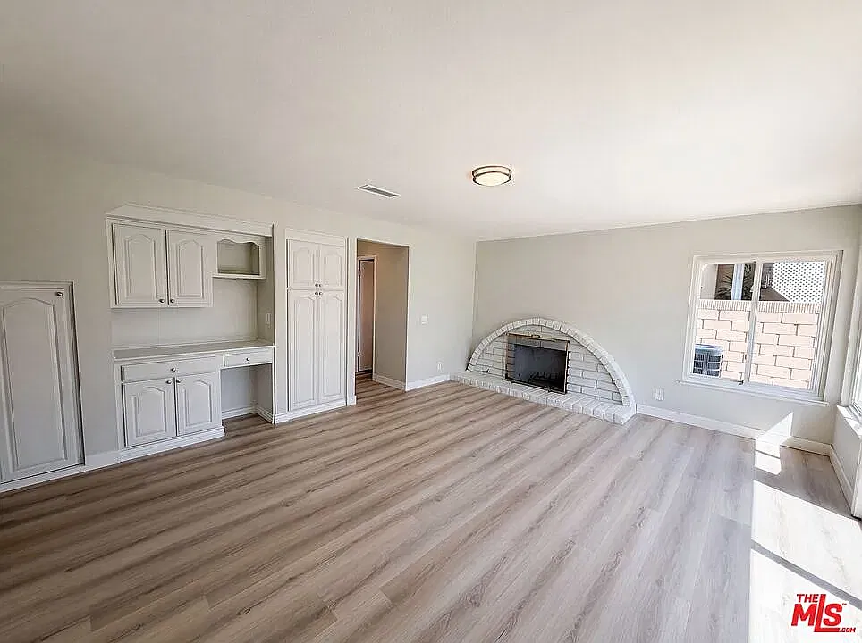 1 bed, 330 sqft, $1,550 — Photo 1