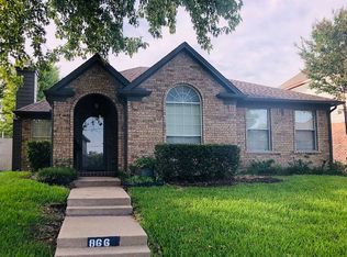 866 San Jacinto Dr, Grand Prairie, TX 75052