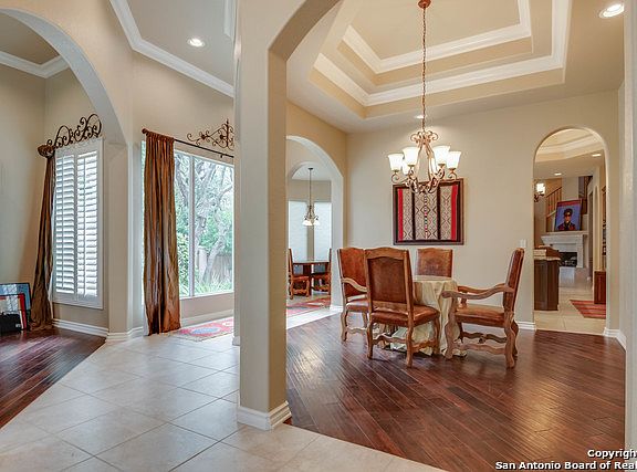5th image of 6 W Oaks Ct