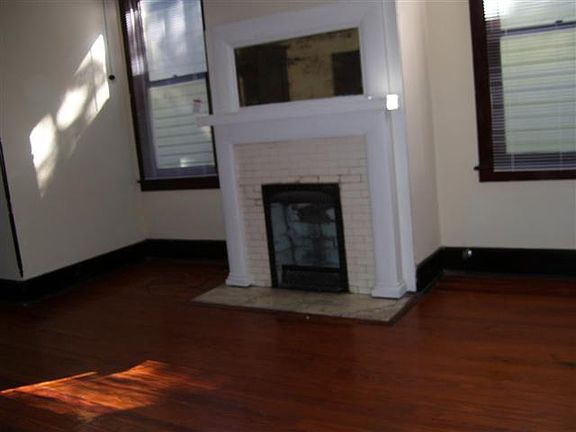 4th image of 539 E Bolton St Unit B