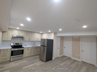35 Latania Blvd, Brampton, ON L6P 1T1