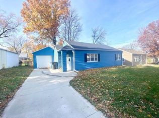 3914 53rd St, Des Moines, IA 50310