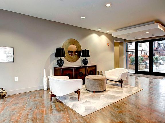 Lobby with door to Courtyard