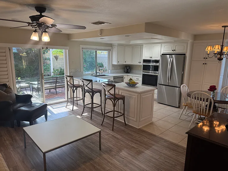 3561 Rose Cir — Photo 4