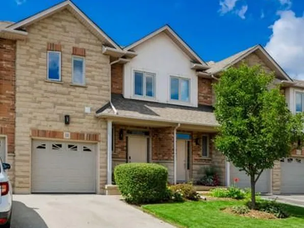 5151 Upper Middle Rd #11, Burlington, ON L7L 7C8