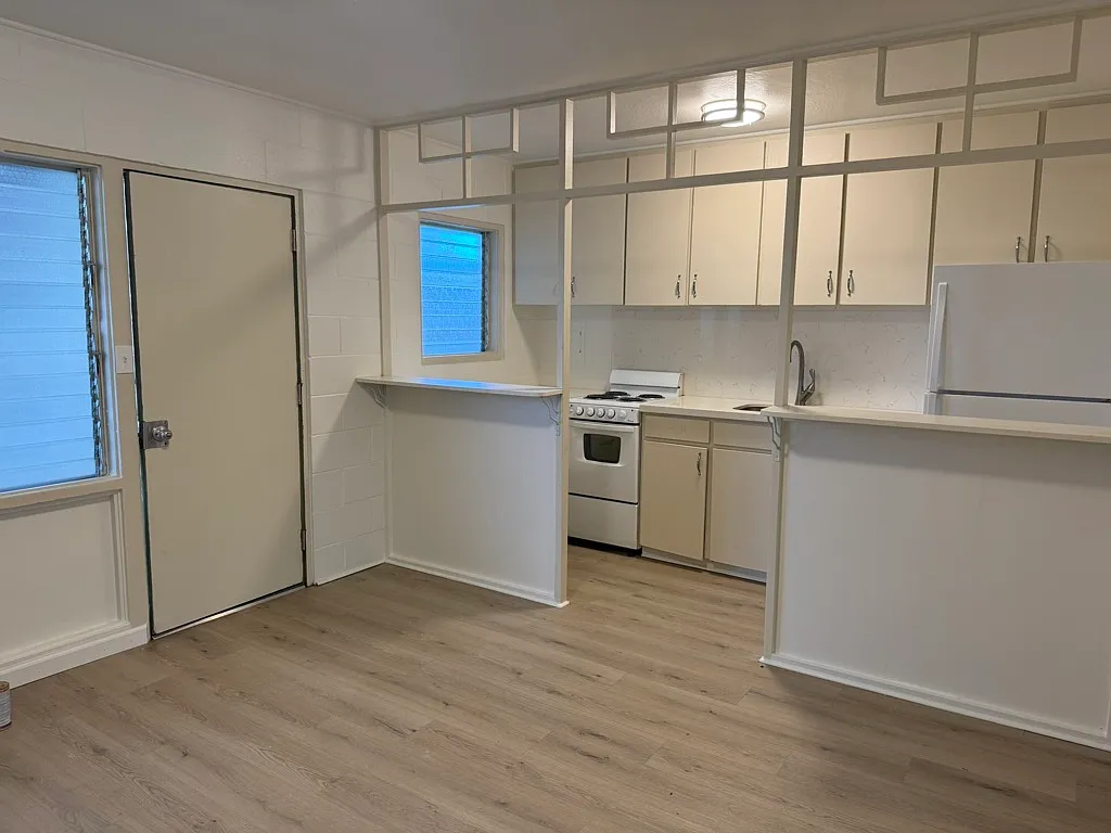 1 bed, 400 sqft, $1,950 — Photo 3