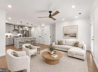 1201 N Quinn St #101, Arlington, VA 22209
