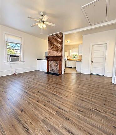 2nd image of 6211 Magnolia St