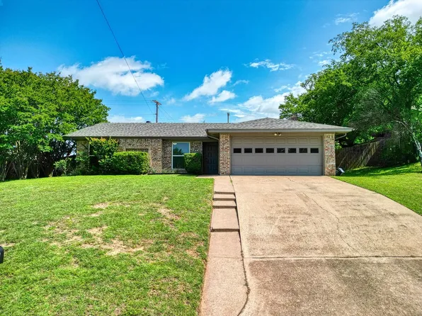 1214 Vivienne St, Weatherford, TX 76086