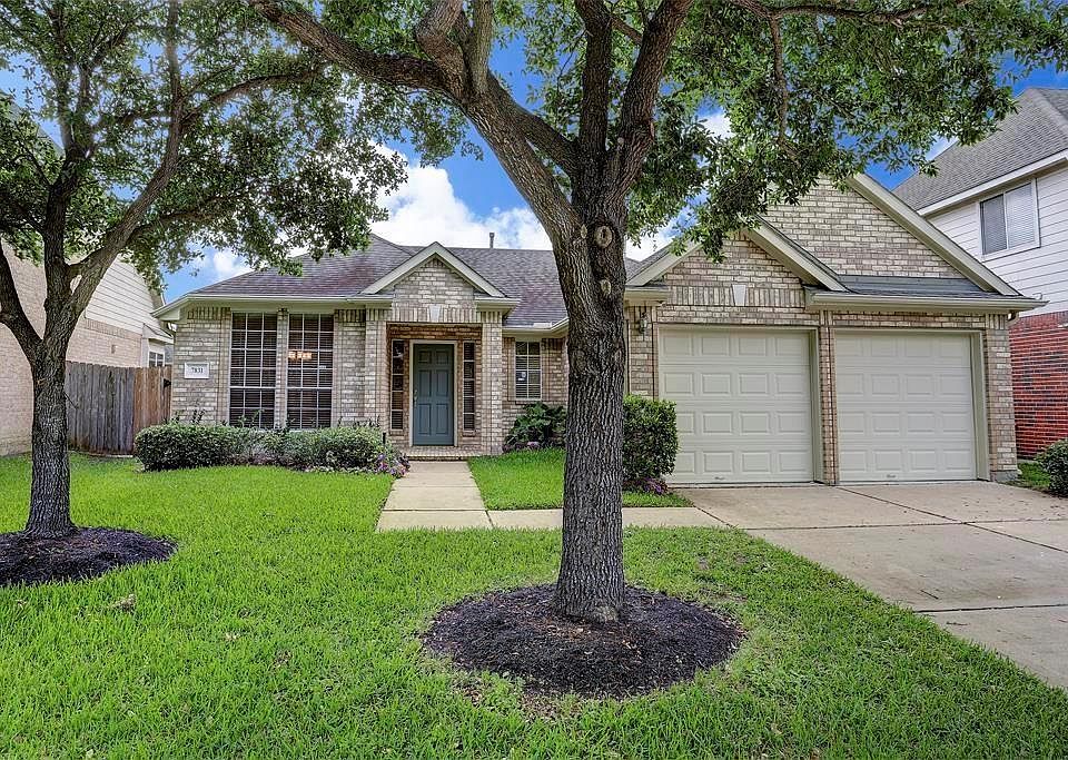 1st image of 7831 Autumn Hollow Ln