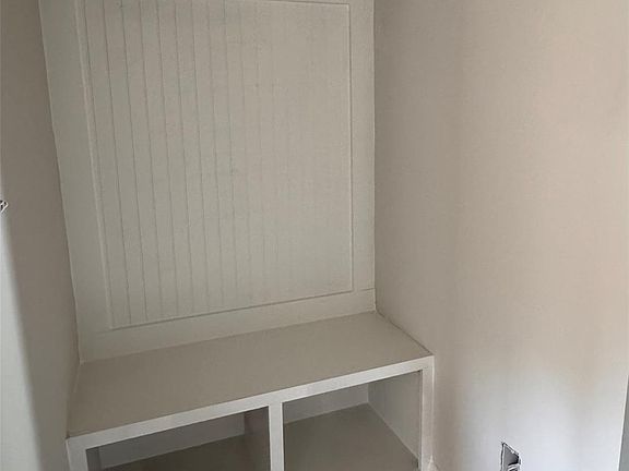 4th image of 4053 Port Richmond Ave #12