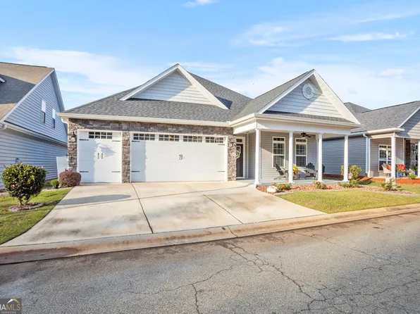 161 Fairway Oaks Dr, Perry, GA 31069