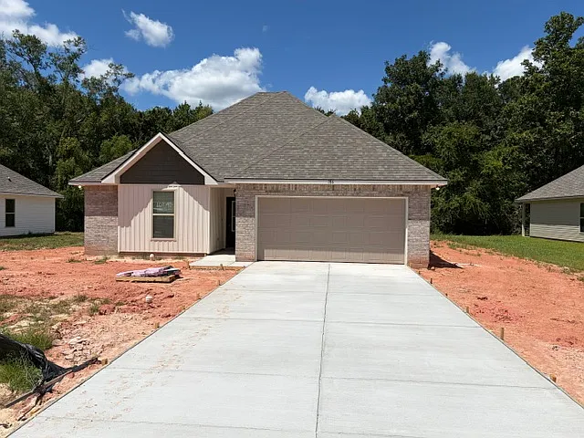 186 Southgate Dr