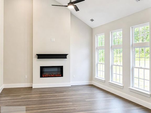 5th image of 65 Plantation Rd