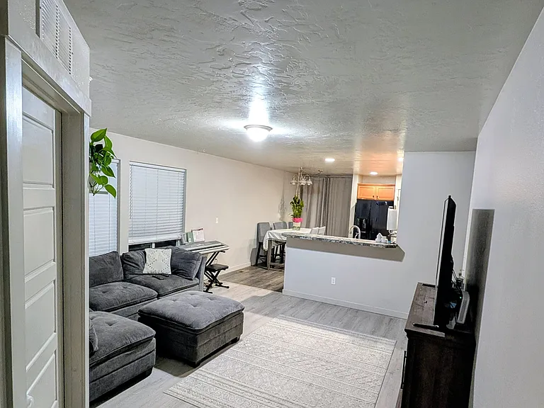 3330 W Tribute St — Photo 23