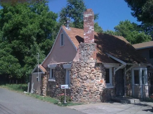 11 Hemstalk Ct, Oroville, CA 95965